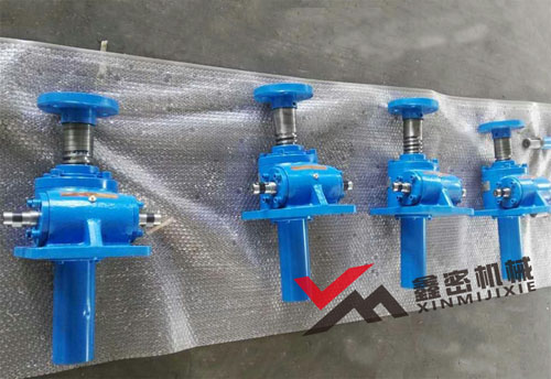 �z�U�����C